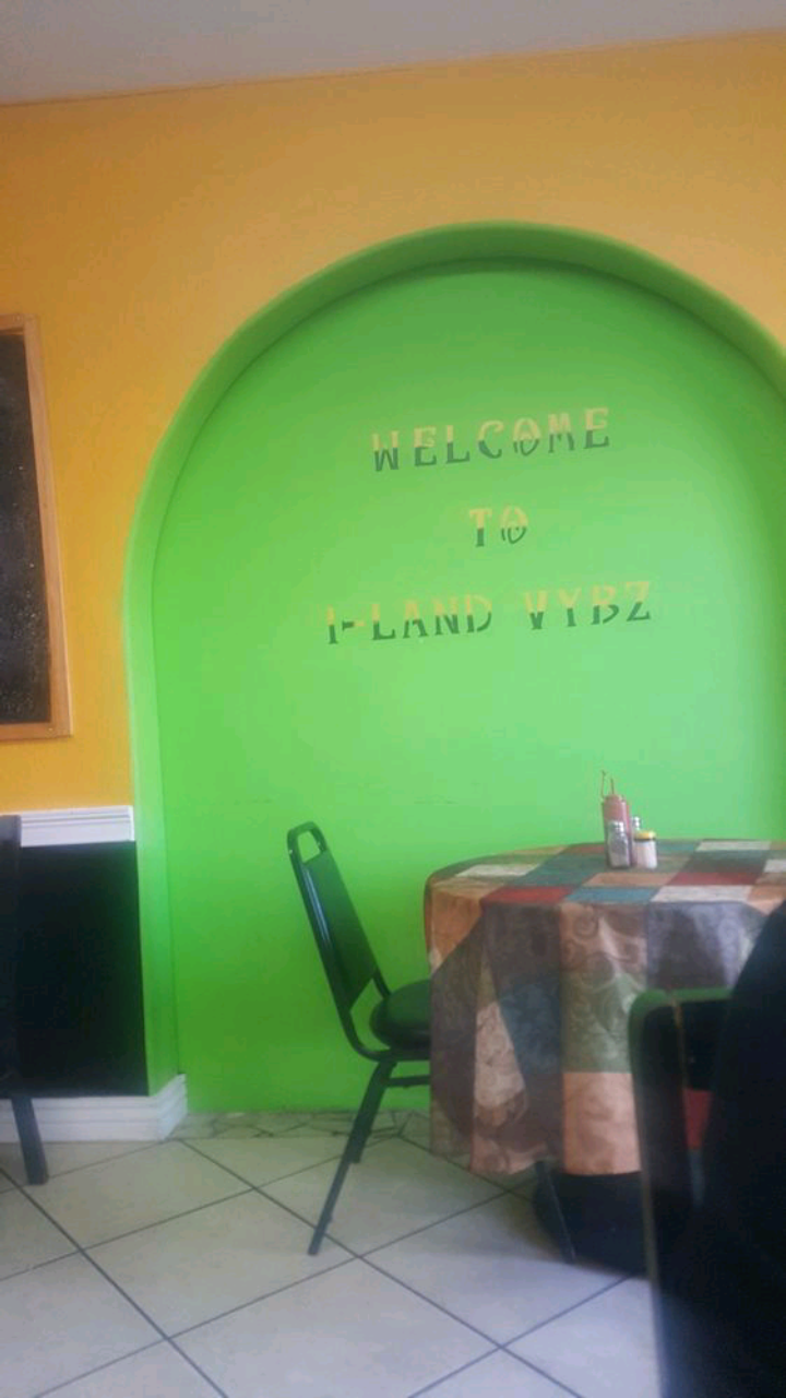 I-Land Vybz Jamaican Restaurant | restaurant | 5929 Dyer St A, El Paso, TX 79904, USA | 9152342754 OR +1 915-234-2754