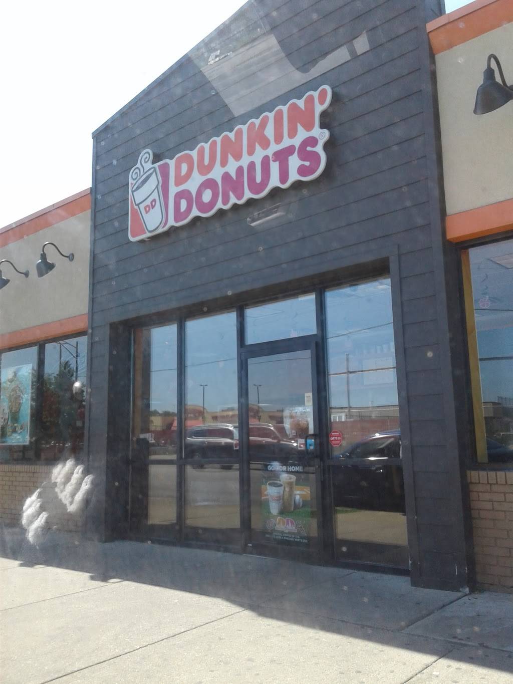 Dunkin Donuts | cafe | 207 W 79th St, Chicago, IL 60620, USA | 7736022710 OR +1 773-602-2710