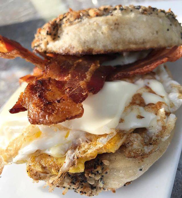 Winnies Manayunk | restaurant | 4266 Main St, Philadelphia, PA 19127, USA | 2154872663 OR +1 215-487-2663