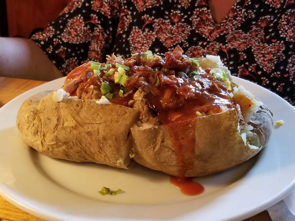 Jim N Nicks Bar-B-Q | restaurant | 4964 Centre Pointe Dr, North Charleston, SC 29406, USA | 8437473800 OR +1 843-747-3800