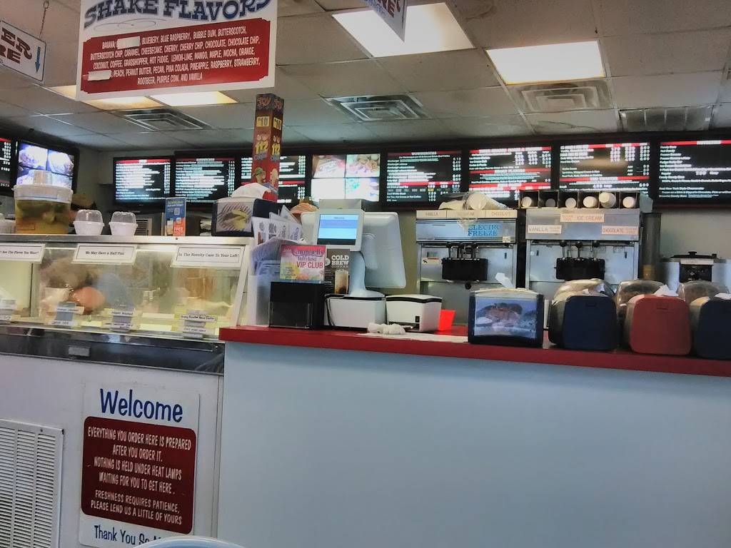 Campbells Dairyland | restaurant | 200 S Parsons Ave, Brandon, FL 33511, USA | 8136851189 OR +1 813-685-1189