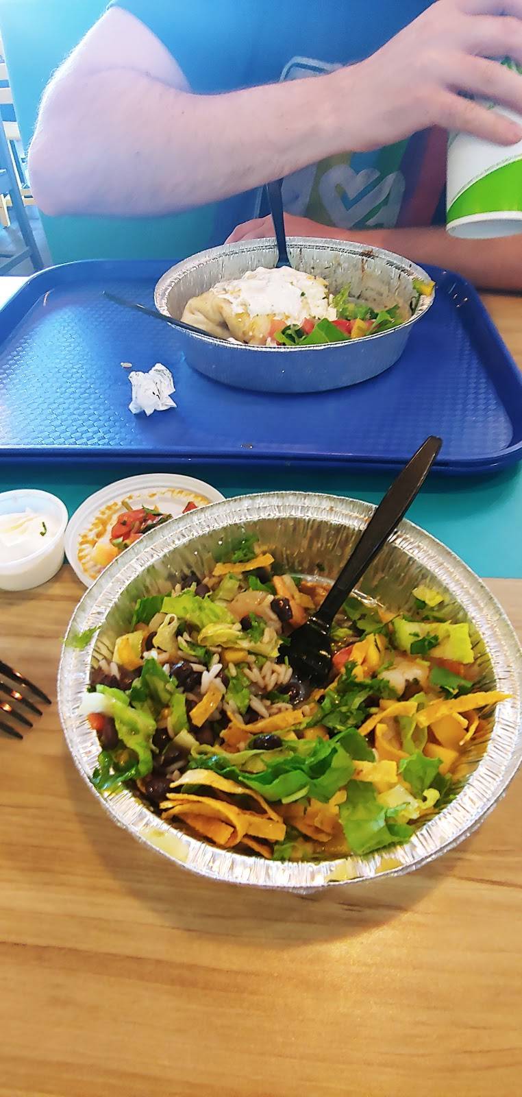 Costa Vida | restaurant | 122 Tracker Dr, Colorado Springs, CO 80921, USA | 7194816782 OR +1 719-481-6782