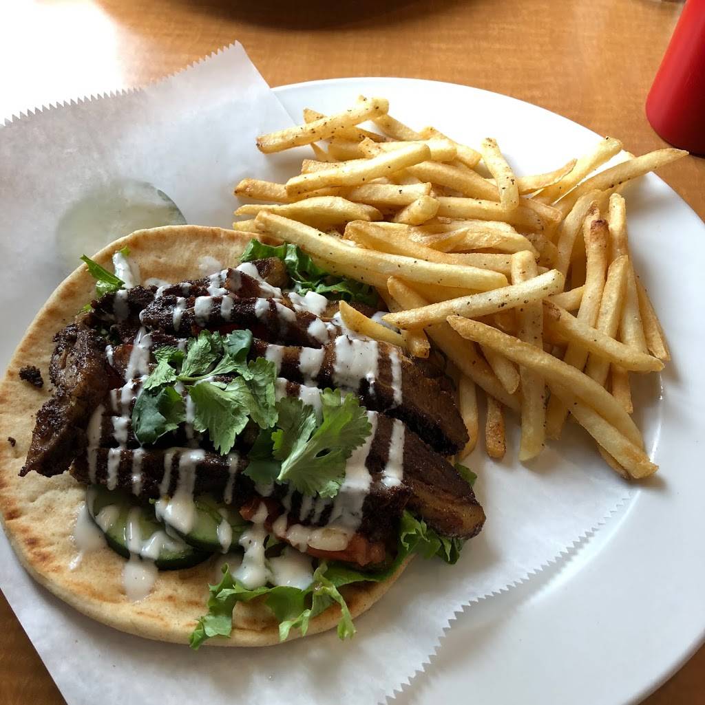 Meadowlark Restaurant | restaurant | 5531 Far Hills Ave, Dayton, OH 45429, USA | 9374344750 OR +1 937-434-4750