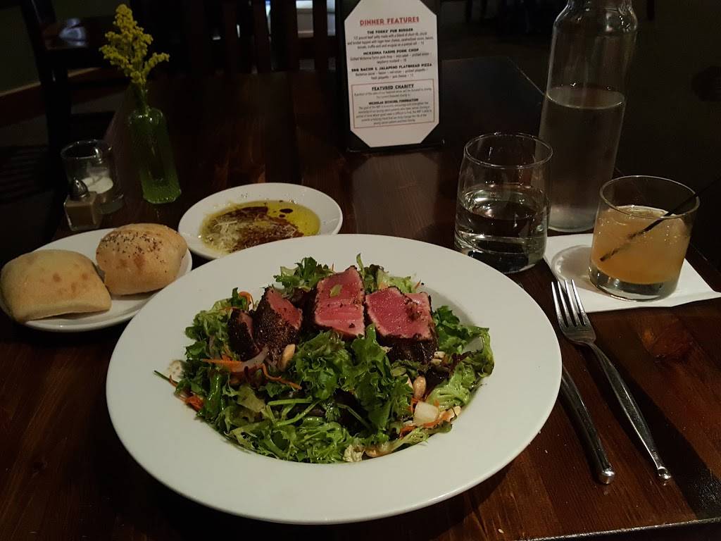 Five Forks Market | restaurant | 6565 Lexus Dr, Rockford, IL 61108, USA | 8152295500 OR +1 815-229-5500