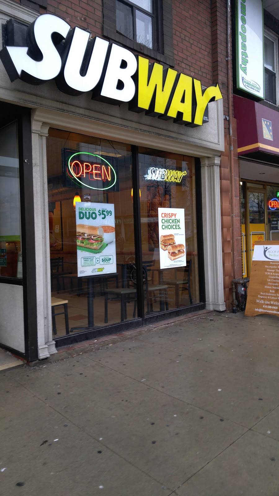 Subway | restaurant | 2430 Bloor St W, Toronto, ON M6S 1P9, Canada | 4167697827 OR +1 416-769-7827