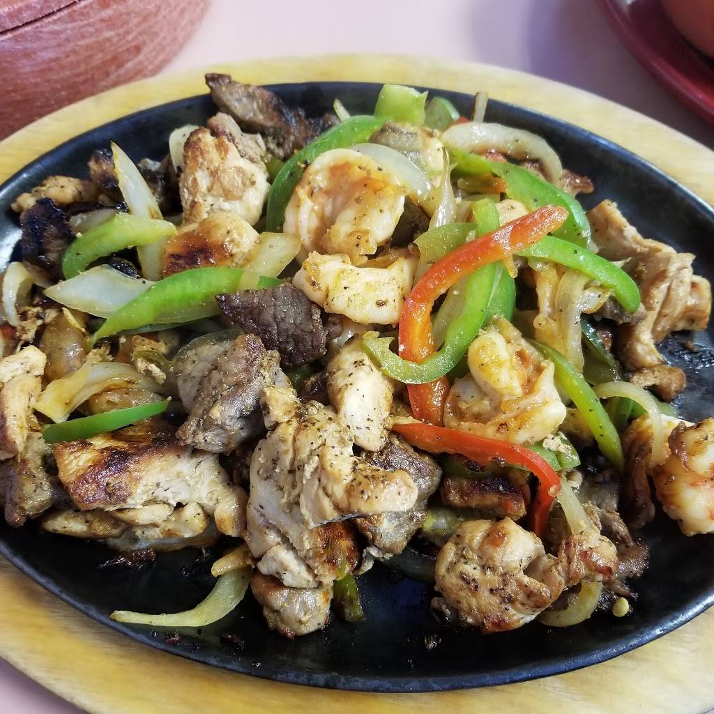 El Rosal | restaurant | 3430 Tully Rd # 51, Modesto, CA 95350, USA | 2095237871 OR +1 209-523-7871