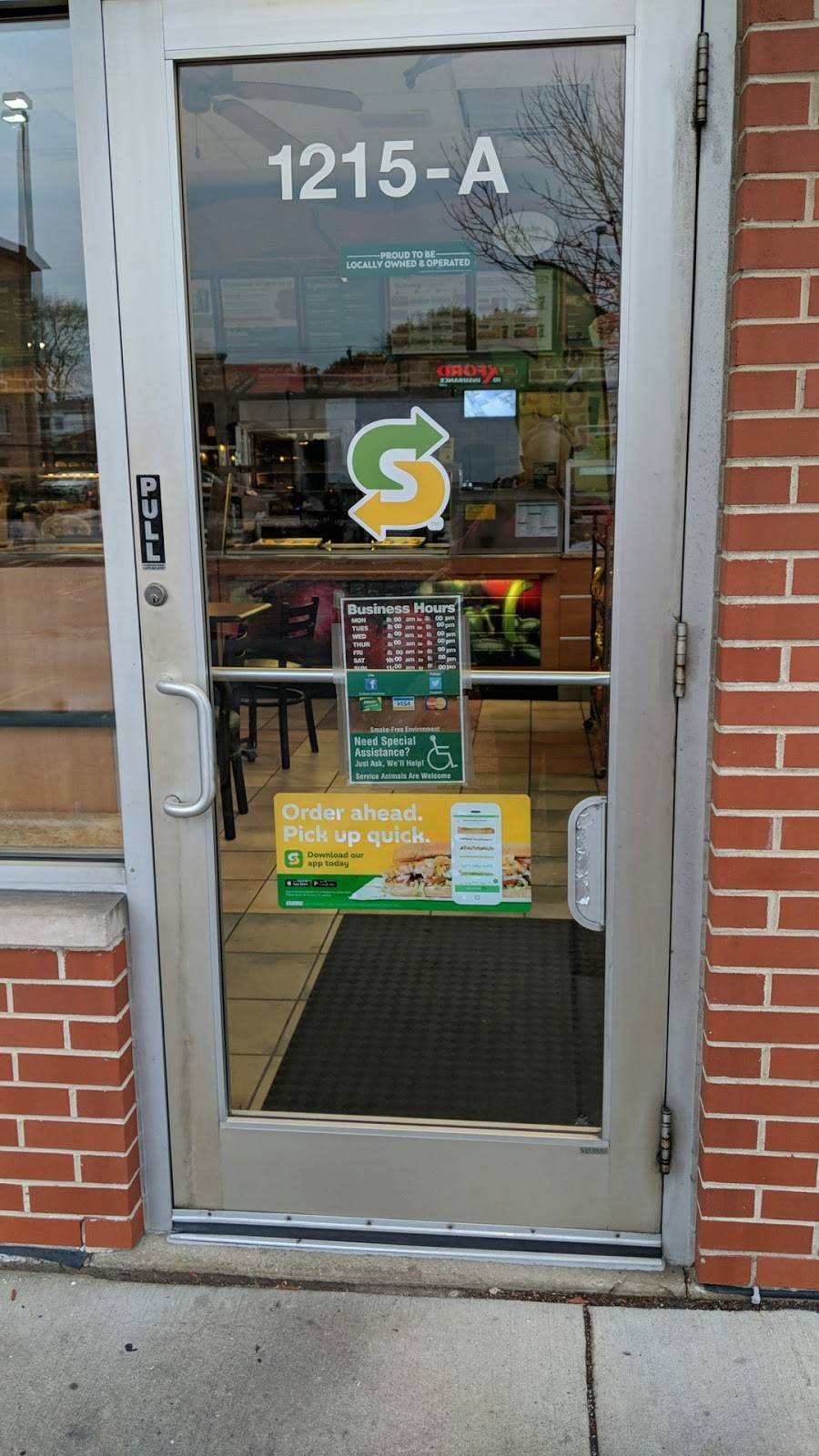 Subway Restaurants | restaurant | 1215 Harlem Ave, Forest Park, IL 60130, USA | 7084889250 OR +1 708-488-9250