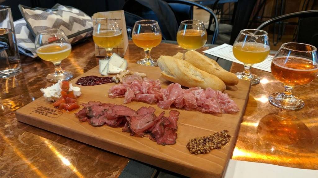 Goed Zuur | restaurant | 2801 Welton St, Denver, CO 80205, USA | 7207492709 OR +1 720-749-2709