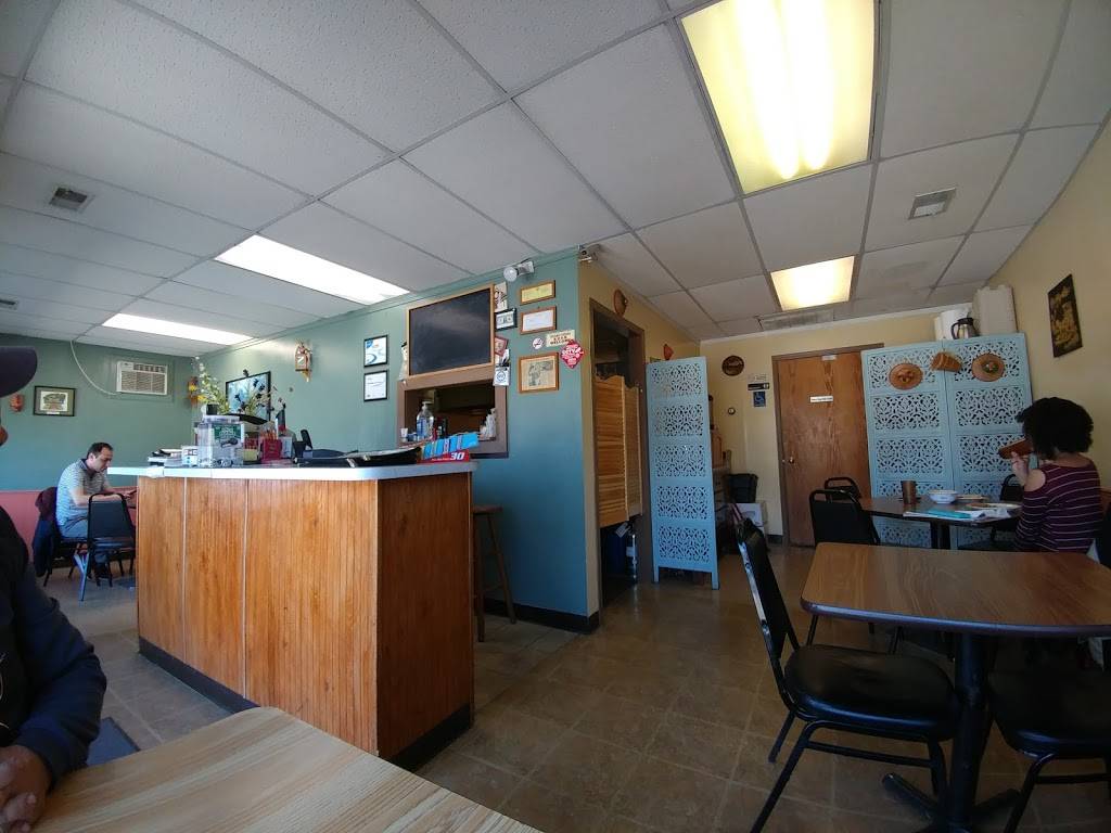 Rasa Ria | restaurant | 1921 W Main St, Kalamazoo, MI 49006, USA | 2693810788 OR +1 269-381-0788