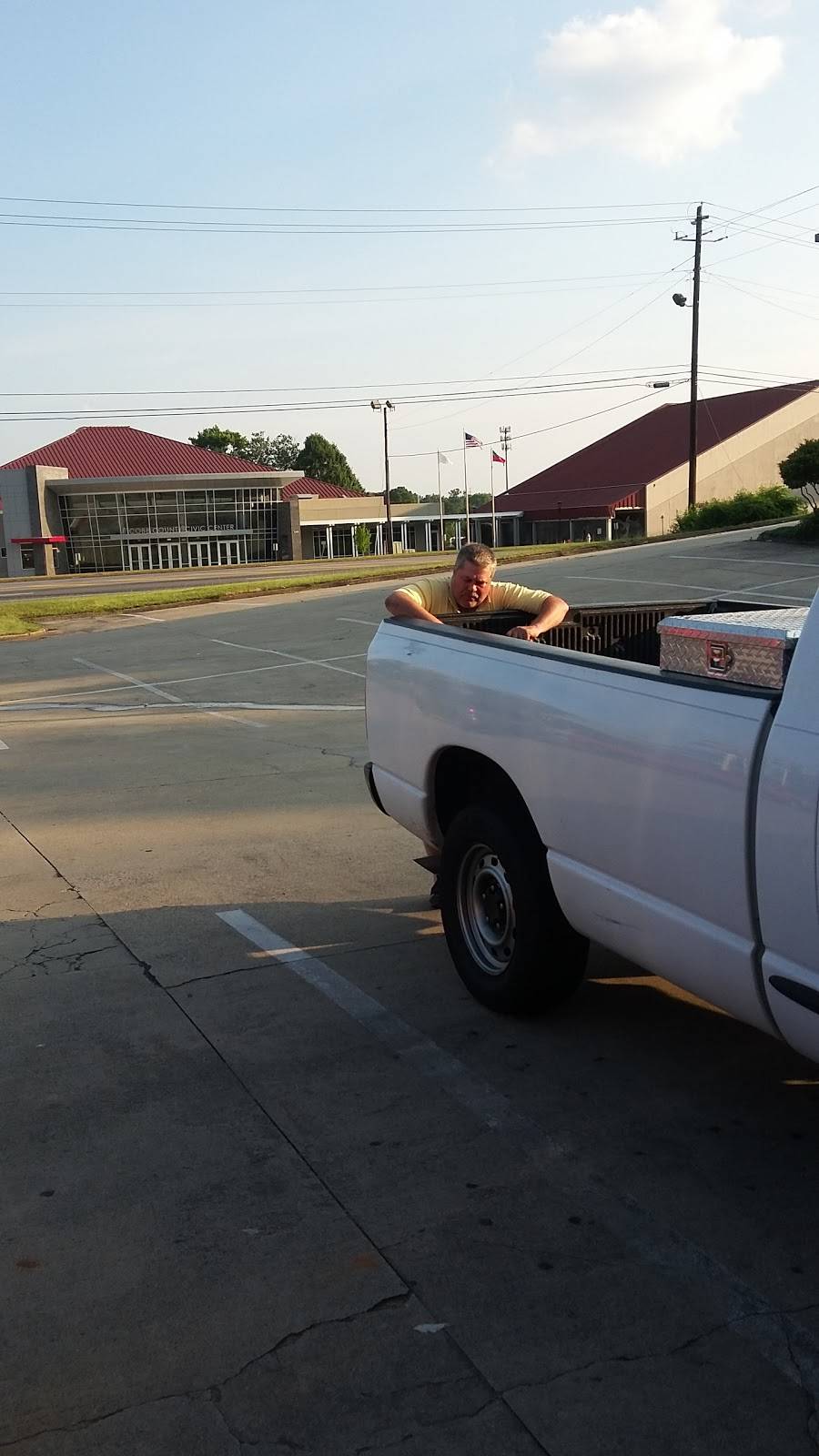 Hong Kong Star Buffet | restaurant | 557 South Marietta Pkwy SE #2246, Marietta, GA 30060, USA | 7704280988 OR +1 770-428-0988