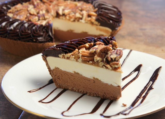 Andersons Frozen Custard | restaurant | 2235 Sheridan Dr, Kenmore, NY 14223, USA | 7168755952 OR +1 716-875-5952