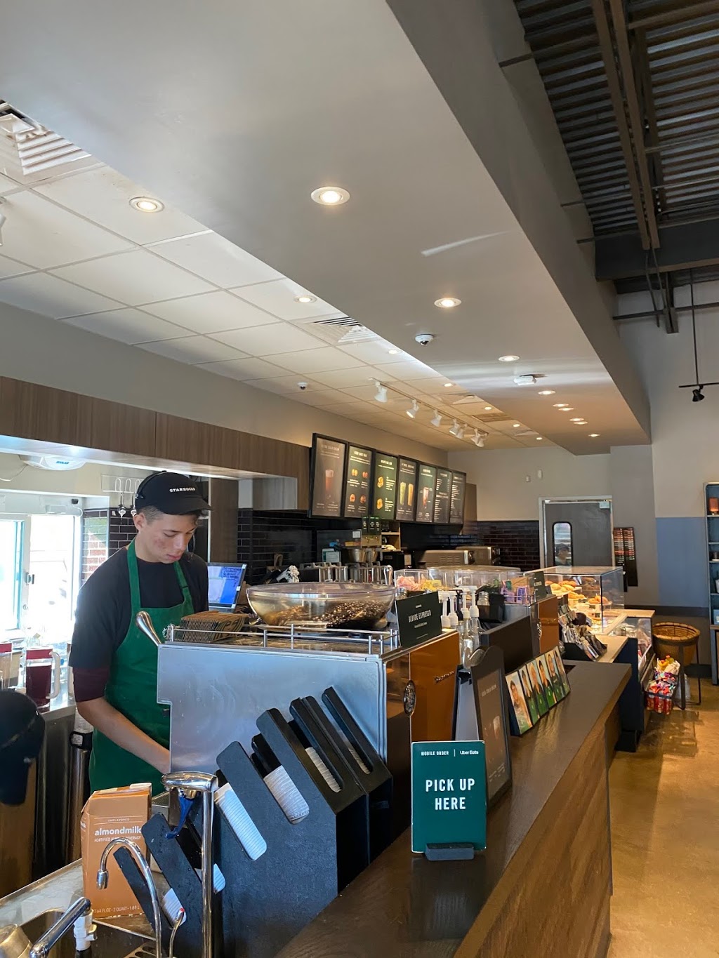 Starbucks | cafe | 11429 NW 41st St, Doral, FL 33178, USA | 3054189739 OR +1 305-418-9739