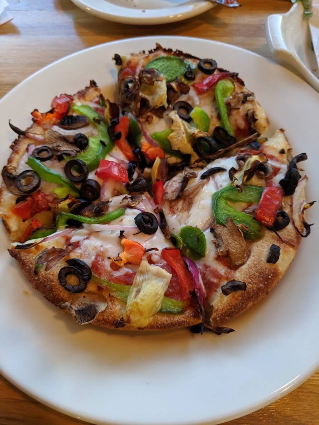 Old Chicago Pizza and Taproom | restaurant | 5319 E Mockingbird Ln #100, Dallas, TX 75206, USA | 2148215700 OR +1 214-821-5700