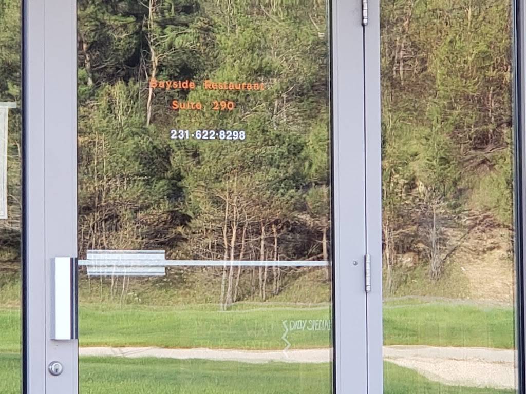 Bayside Restaurant | restaurant | 3890 Charlevoix Ave #290, Petoskey, MI 49770, USA | 2316228298 OR +1 231-622-8298
