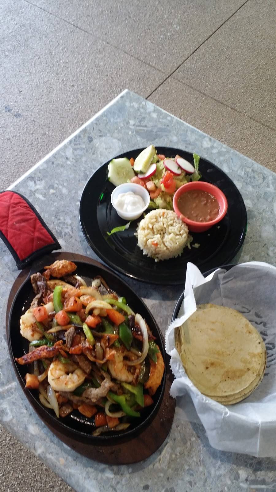 Molcajetes North Naples | restaurant | 4329 Tamiami Trail N, Naples, FL 34103, USA | 2392639449 OR +1 239-263-9449