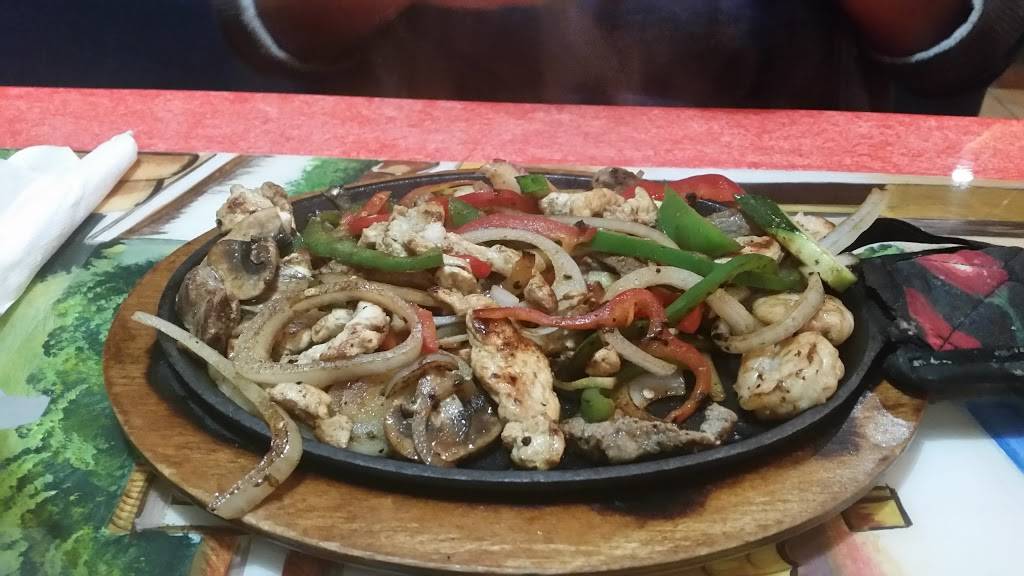 La Tonalteca - Christiana, DE | restaurant | 1237 Churchmans Rd, Newark, DE 19713, USA | 3022941108 OR +1 302-294-1108