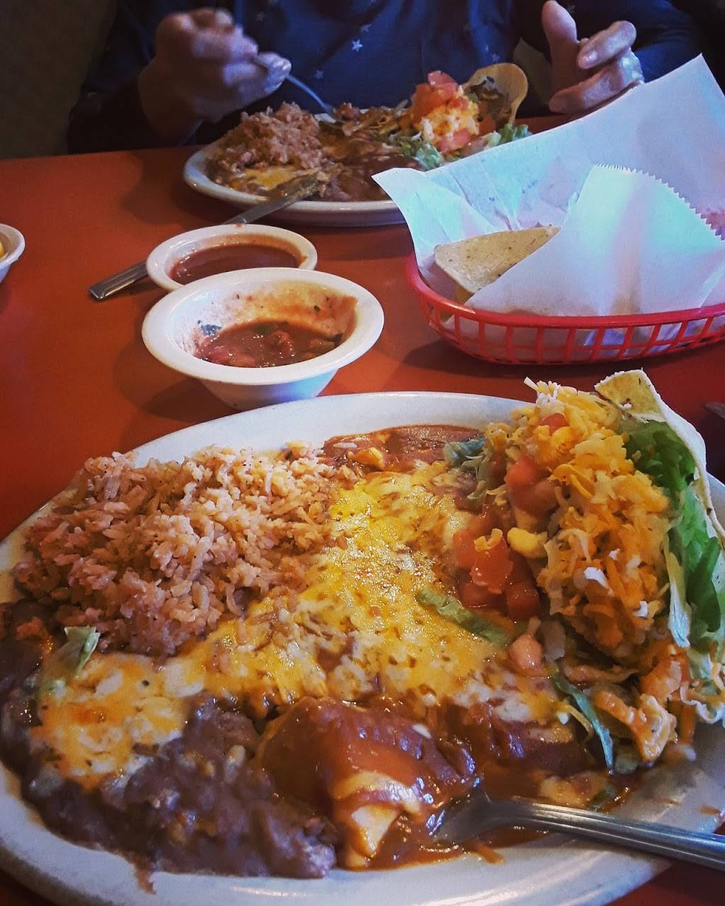 Via Delosantos | restaurant | 9120 N Central Ave, Phoenix, AZ 85020, USA | 6029976239 OR +1 602-997-6239