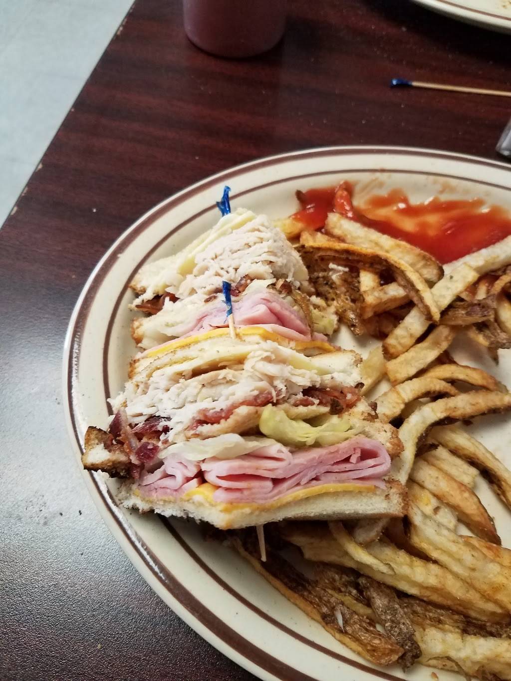 Ruths Place | restaurant | 17555 Virgil H Goode Hwy, Rocky Mount, VA 24151, USA | 5404897884 OR +1 540-489-7884