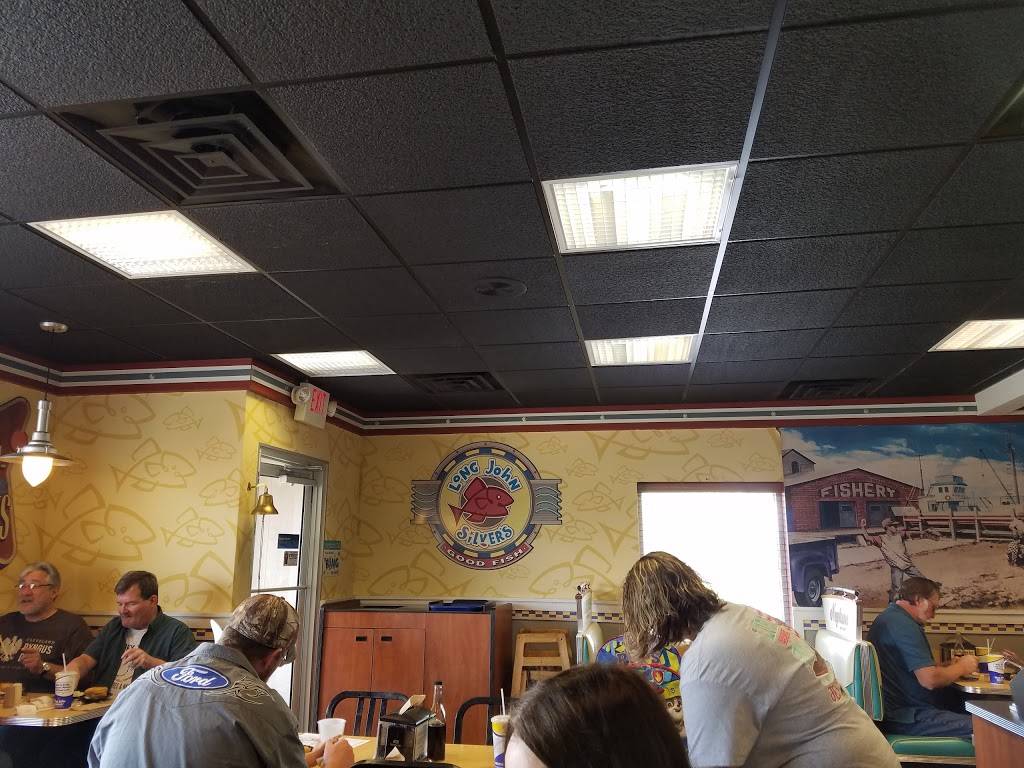 Long John Silvers | restaurant | 1821 E Wheeling Ave, Cambridge, OH 43725, USA | 7404393716 OR +1 740-439-3716