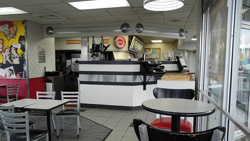 Krystal | meal takeaway | 1024 N Memorial Pkwy, Huntsville, AL 35801, USA | 2565360531 OR +1 256-536-0531