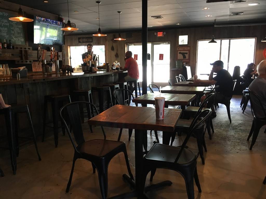 Hammerdown Barbecue | restaurant | 41153 John Mosby Hwy, Aldie, VA 20105, USA | 7035428692 OR +1 703-542-8692