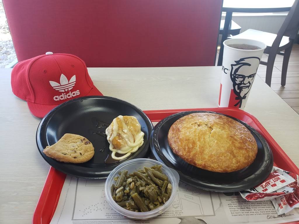 KFC | restaurant | 300 Lane St, Moultrie, GA 31768, USA | 2299853133 OR +1 229-985-3133
