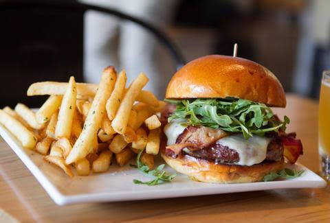 Rock N Roll Sushi | restaurant | 8000 Sunset Blvd a202, Los Angeles, CA 90046, USA | 3238488583 OR +1 323-848-8583