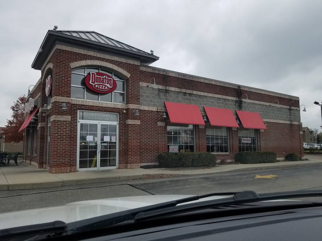 Donatos Pizza | restaurant | 8087 Beckett Center Dr, West Chester Township, OH 45069, USA | 5133463150 OR +1 513-346-3150