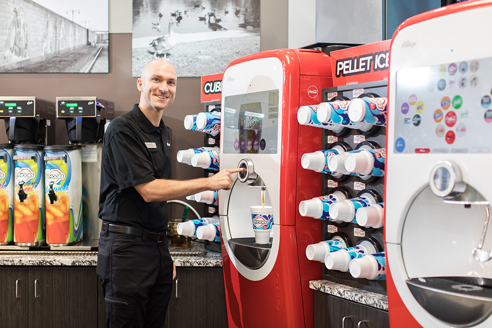 Rhodes Convenience Store | restaurant | 1624 N Kingshighway St, Cape Girardeau, MO 63701, USA | 5733346070 OR +1 573-334-6070