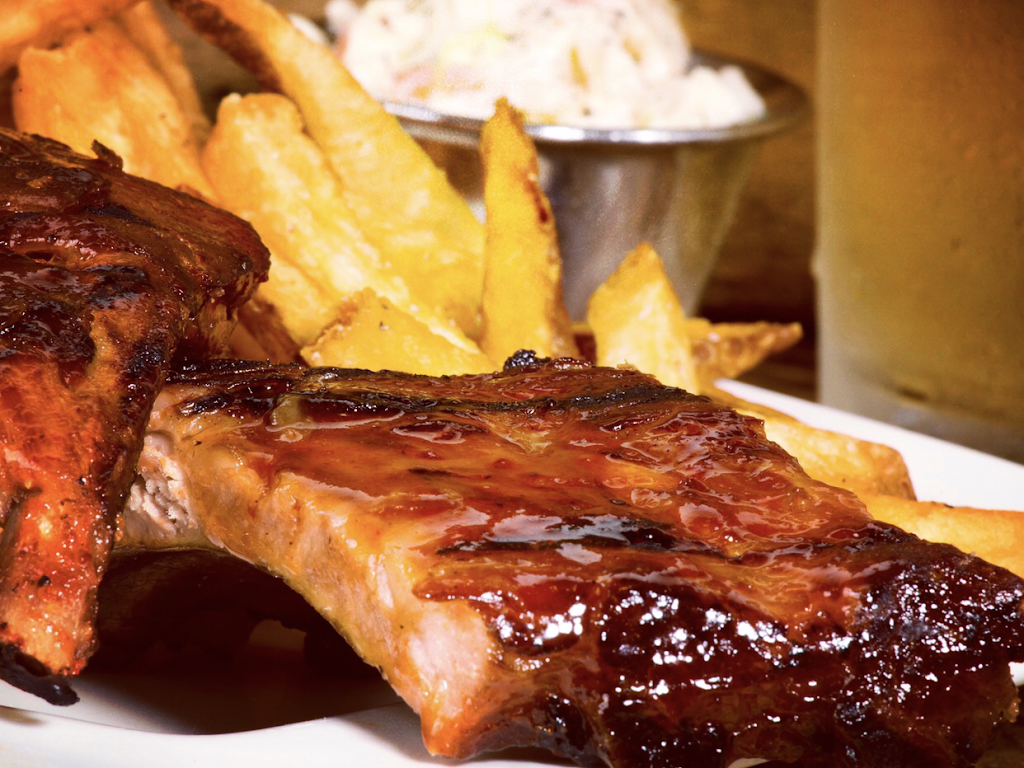 Bokampers Sports Bar & Grill | restaurant | 1280 S Pine Island Rd, Plantation, FL 33324, USA | 9545337152 OR +1 954-533-7152