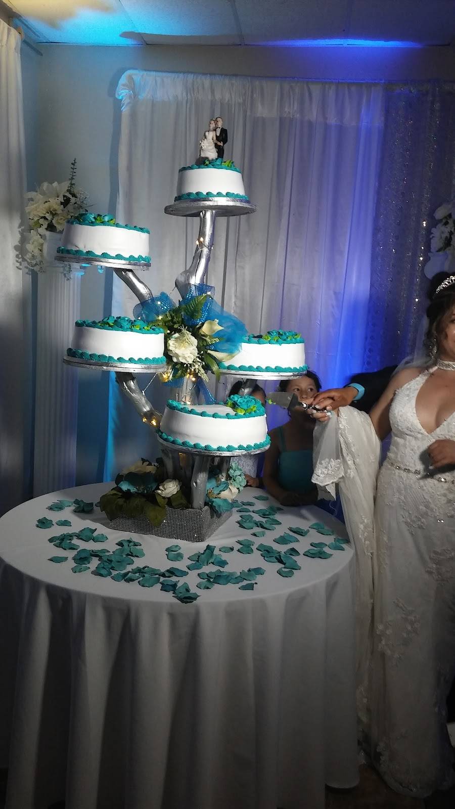 El Jaguar Banquet Hall | restaurant | 516 California Ave, Bakersfield, CA 93304, USA | 6613244918 OR +1 661-324-4918