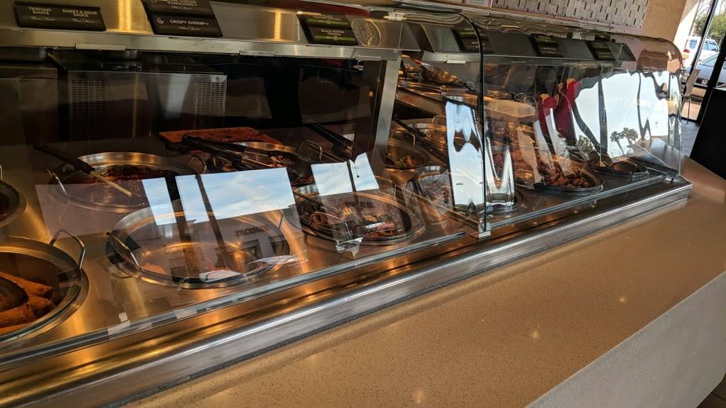 Panda Express | meal takeaway | 7685 N Blackstone Ave, Fresno, CA 93720, USA | 5594356772 OR +1 559-435-6772