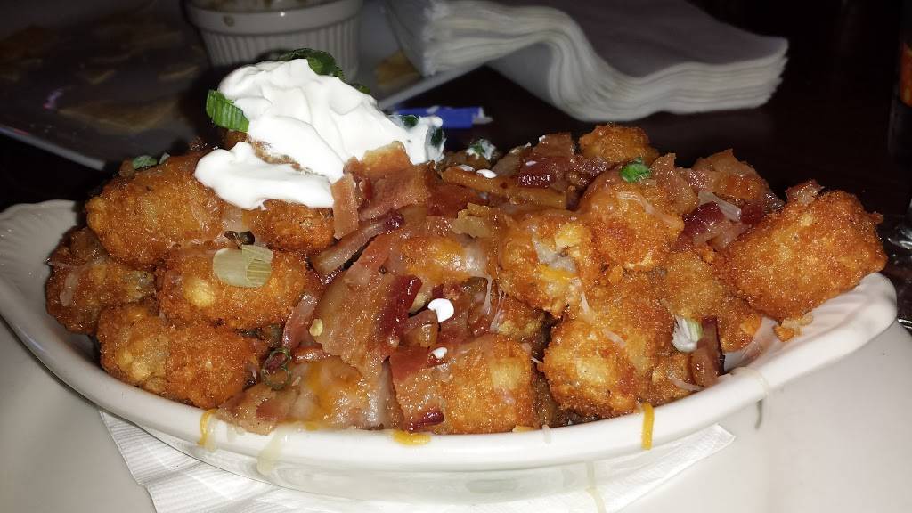 The Whistling Pig Neighborhood Pub | restaurant | 8786 Ferguson Rd #133, Dallas, TX 75228, USA | 2143243186 OR +1 214-324-3186