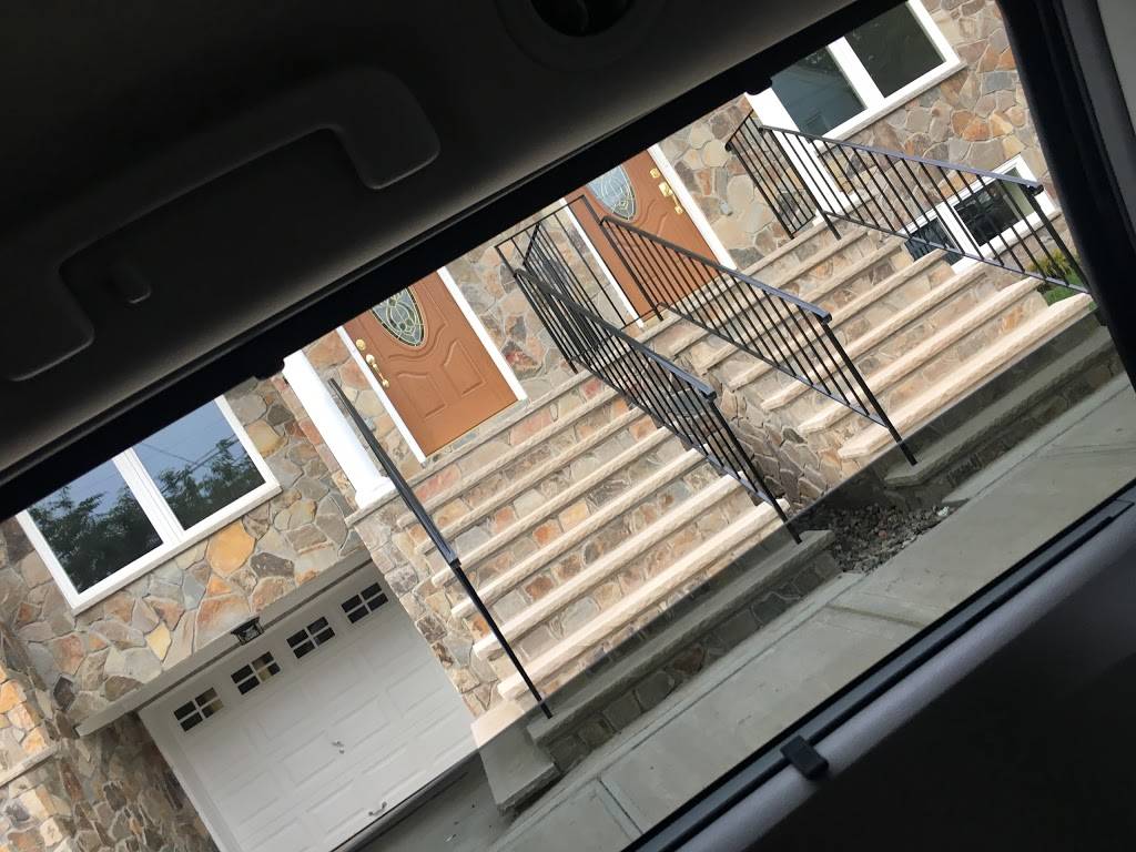 Brooklyns Finest Pizza | meal delivery | 1250 Hylan Blvd, Staten Island, NY 10305, USA | 7188157070 OR +1 718-815-7070