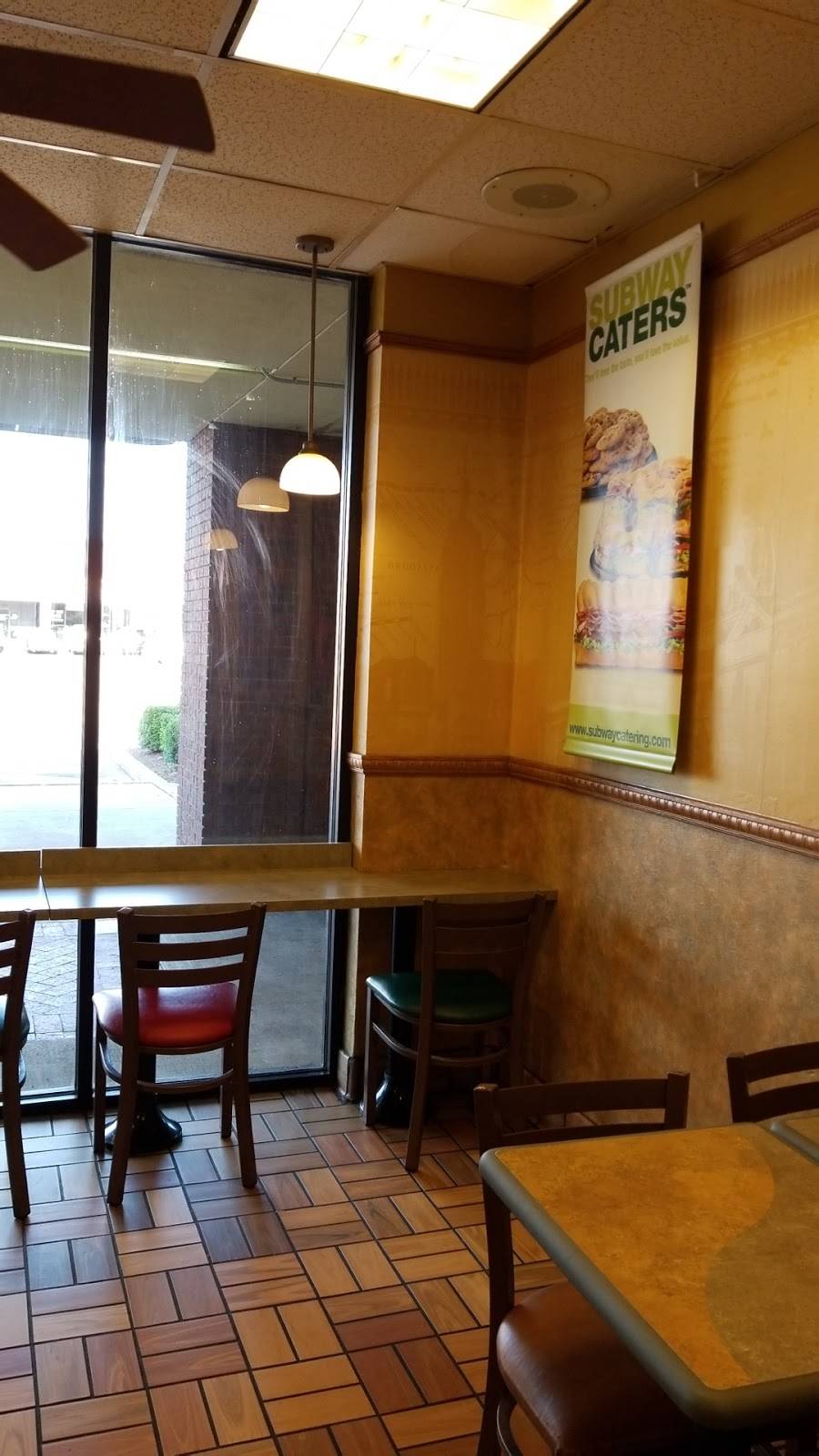 Subway | restaurant | 2505 E Arkansas Ln Ste 101, Arlington, TX 76010, USA | 8172778400 OR +1 817-277-8400