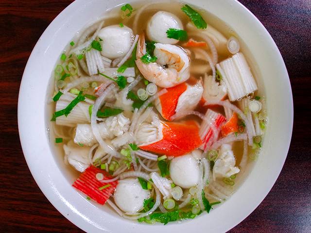 Pho 18 | restaurant | 17118 W Little York Rd Suite 109B, Houston, TX 77084, USA | 2818615752 OR +1 281-861-5752