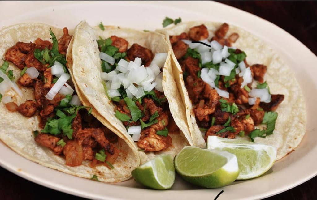Taqueria El Gavilan | restaurant | 5023 S 24th St, Omaha, NE 68107, USA | 4027341584 OR +1 402-734-1584