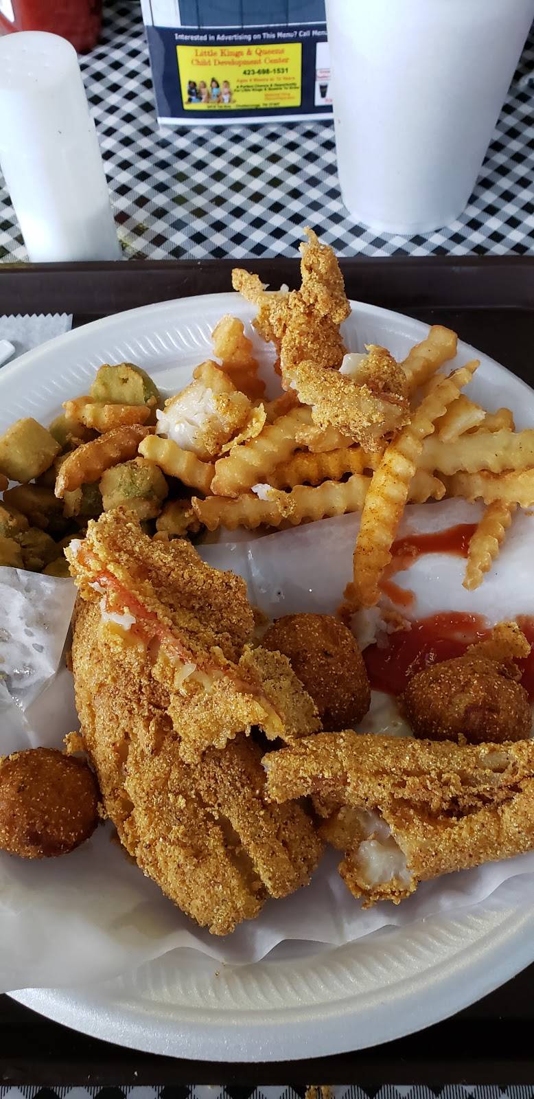 Uncle Larrys Restaurant | restaurant | 736 E M L King Blvd, Chattanooga, TN 37403, USA | 4237575894 OR +1 423-757-5894