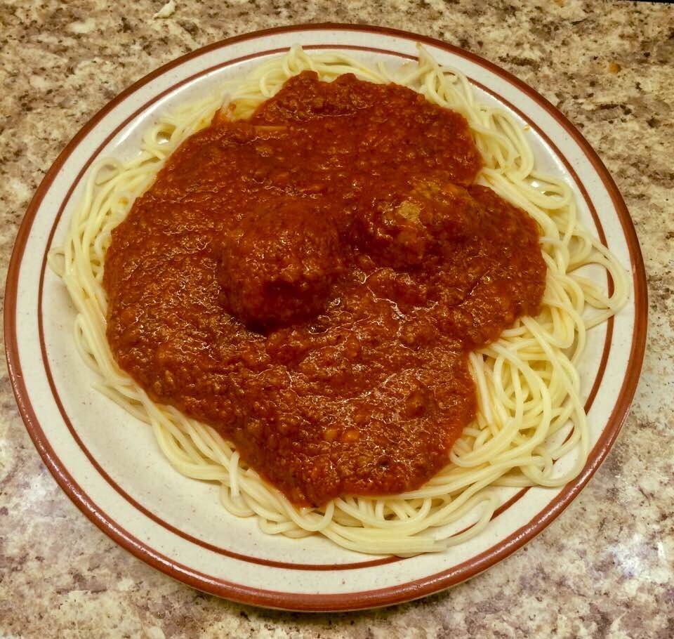 Ellis Restaurant | restaurant | 5776 Shinnston Pike, Shinnston, WV 26431, USA | 3045920405 OR +1 304-592-0405