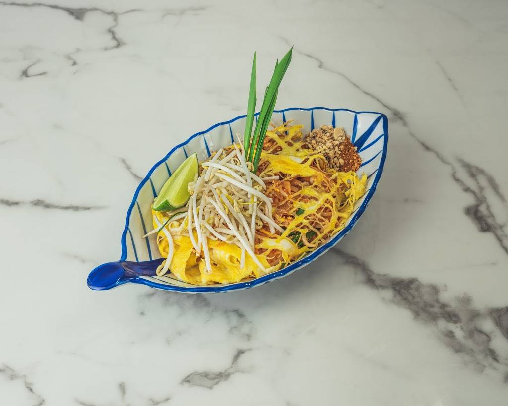 Kin Dee | restaurant | 1533 N Shepherd Dr Suite 160, Houston, TX 77008, USA | 2818262655 OR +1 281-826-2655