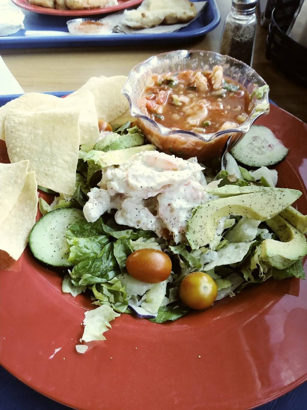 Laguna Madre Seafood Company | restaurant | 402 SW Military Dr, San Antonio, TX 78221, USA | 2102558746 OR +1 210-255-8746