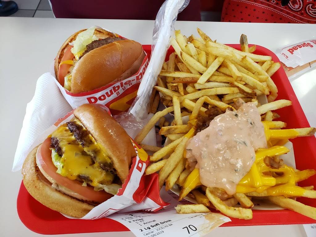 In-N-Out Burger | restaurant | 1701 Artesia Blvd, Gardena, CA 90248, USA | 8007861000 OR +1 800-786-1000