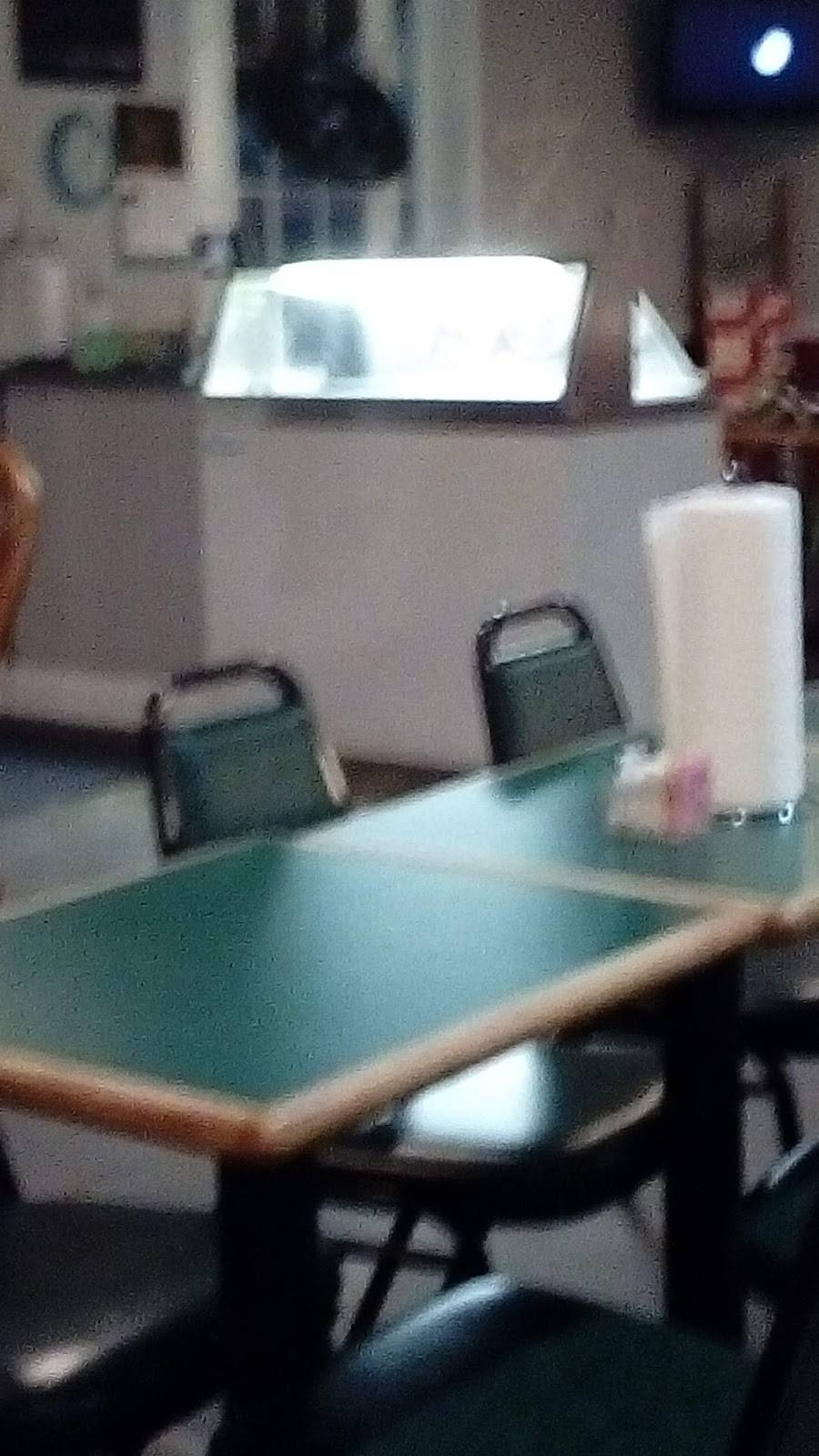 The Bull Pen | restaurant | 18657 AL-68, Crossville, AL 35962, USA | 2565612170 OR +1 256-561-2170