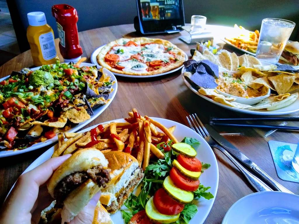 Yard House | restaurant | 14500 W Colfax Ave Suite 341, Lakewood, CO 80401, USA | 3032789273 OR +1 303-278-9273