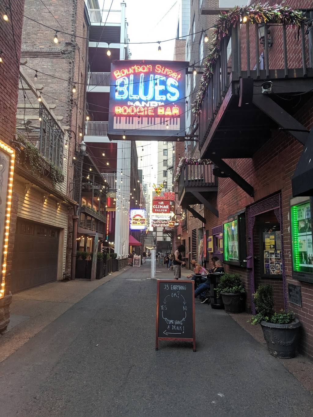 Printers Alley | restaurant | Printers Alley Between Union St and, Commerce St, Nashville, TN 37201, USA | 6159475747 OR +1 615-947-5747