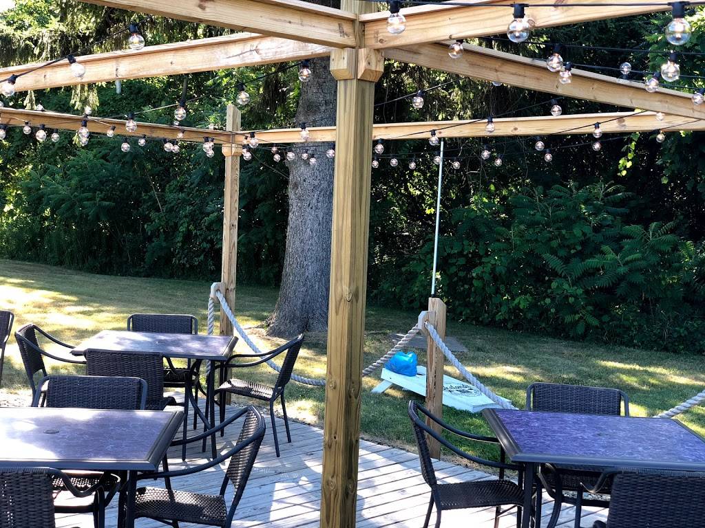 Lakelands Restaurant and Pub | restaurant | 9690 W Lake Rd, Lake City, PA 16423, USA | 8147747271 OR +1 814-774-7271