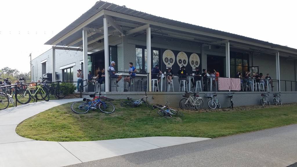 el Thrifty Social Club | restaurant | 25 Delano Drive, Greenville, SC 29601, USA | 8642322053 OR +1 864-232-2053