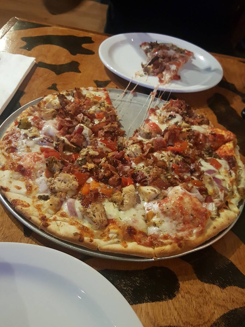 Bazbeaux | restaurant | 811 E Westfield Blvd, Indianapolis, IN 46220, USA | 3172555711 OR +1 317-255-5711