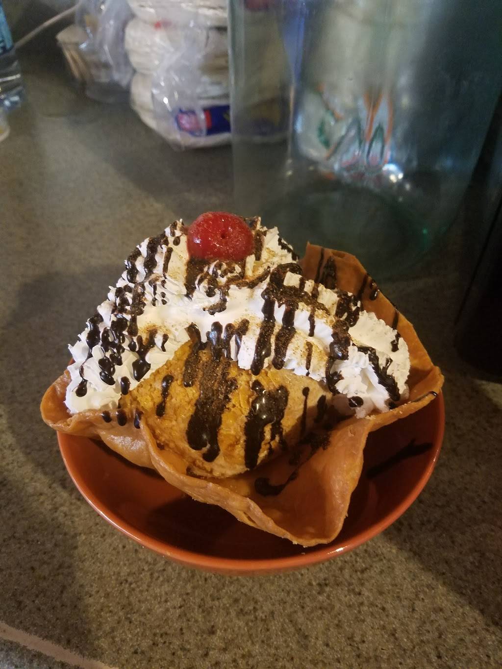 Los Pepes | restaurant | 611 Goerig St, Woodland, WA 98674, USA | 3602257753 OR +1 360-225-7753