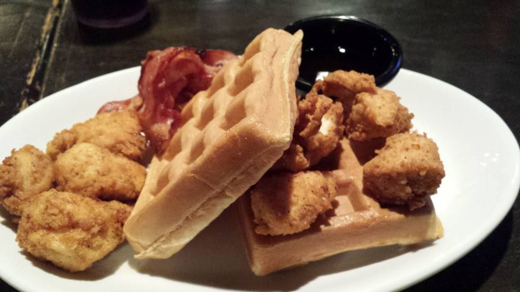 Kickin Chicken | restaurant | 1175 Folly Rd, Charleston, SC 29412, USA | 8432256996 OR +1 843-225-6996